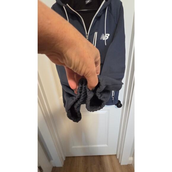 New Balance Navy Hooded Windbreaker Jacket Men’s XL Full Zip - Picture 5 of 5